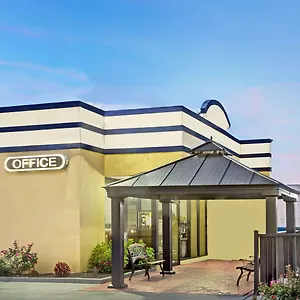 https://days-inn-norfolk-military-circle.hotels-in-virginia-beach.com