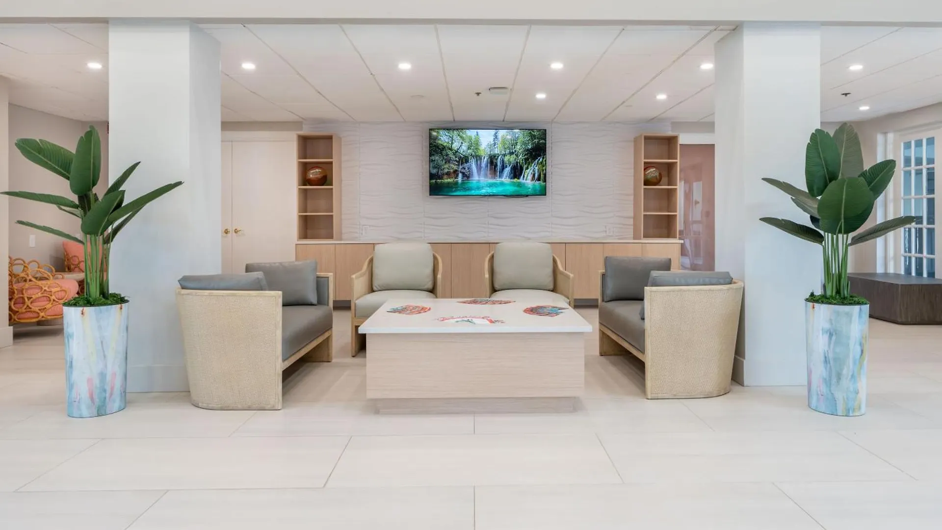 Oasis Bay Suites, Tampa, Busch Gardens, Usf ホテル